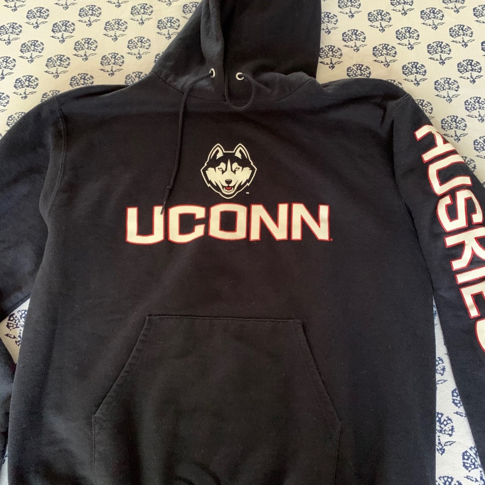 Champion UConn Huskies Sweatshirt
